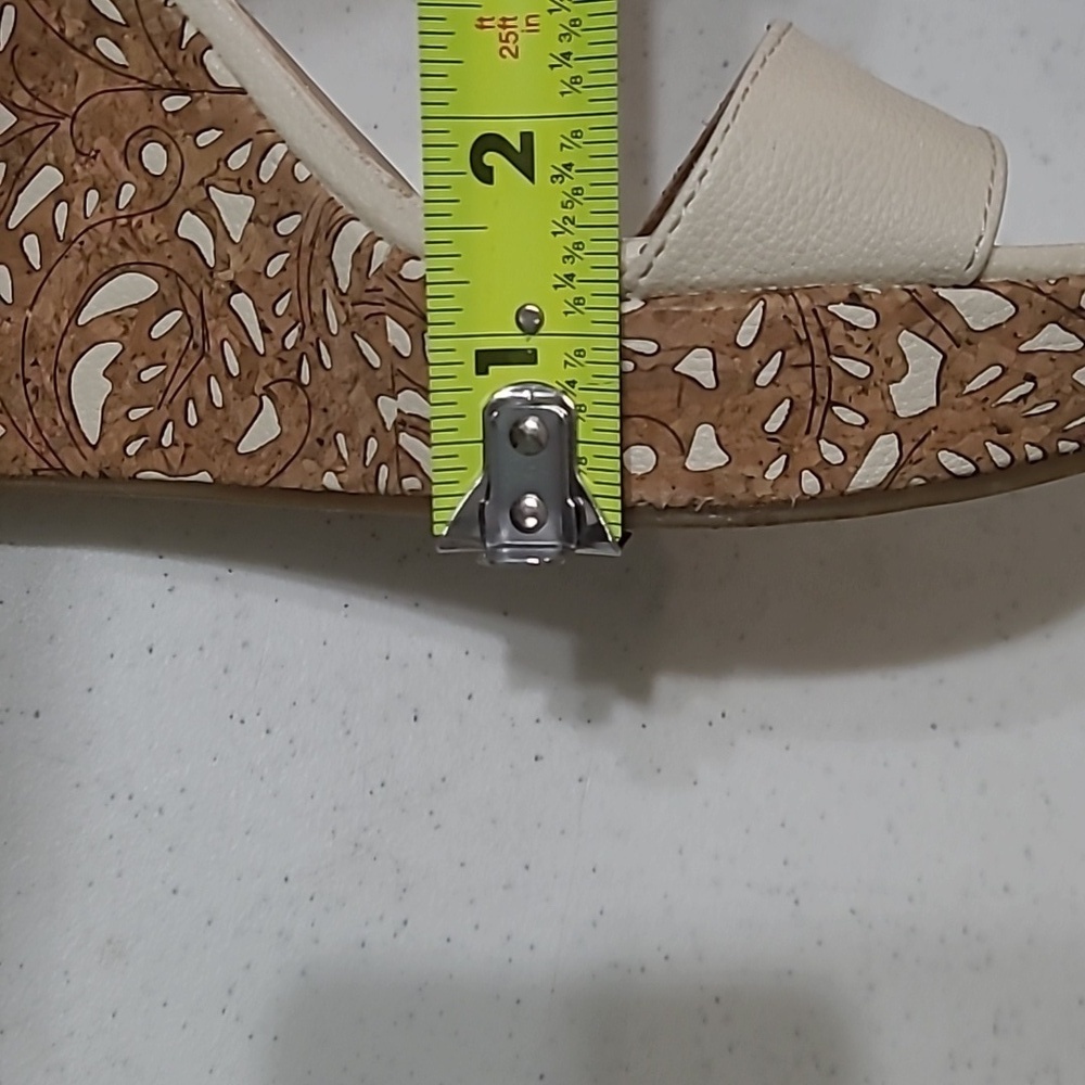 Jessica Simpson Cork & Cream Platform Wedge Sandals size 11 - Picture 16 of 16